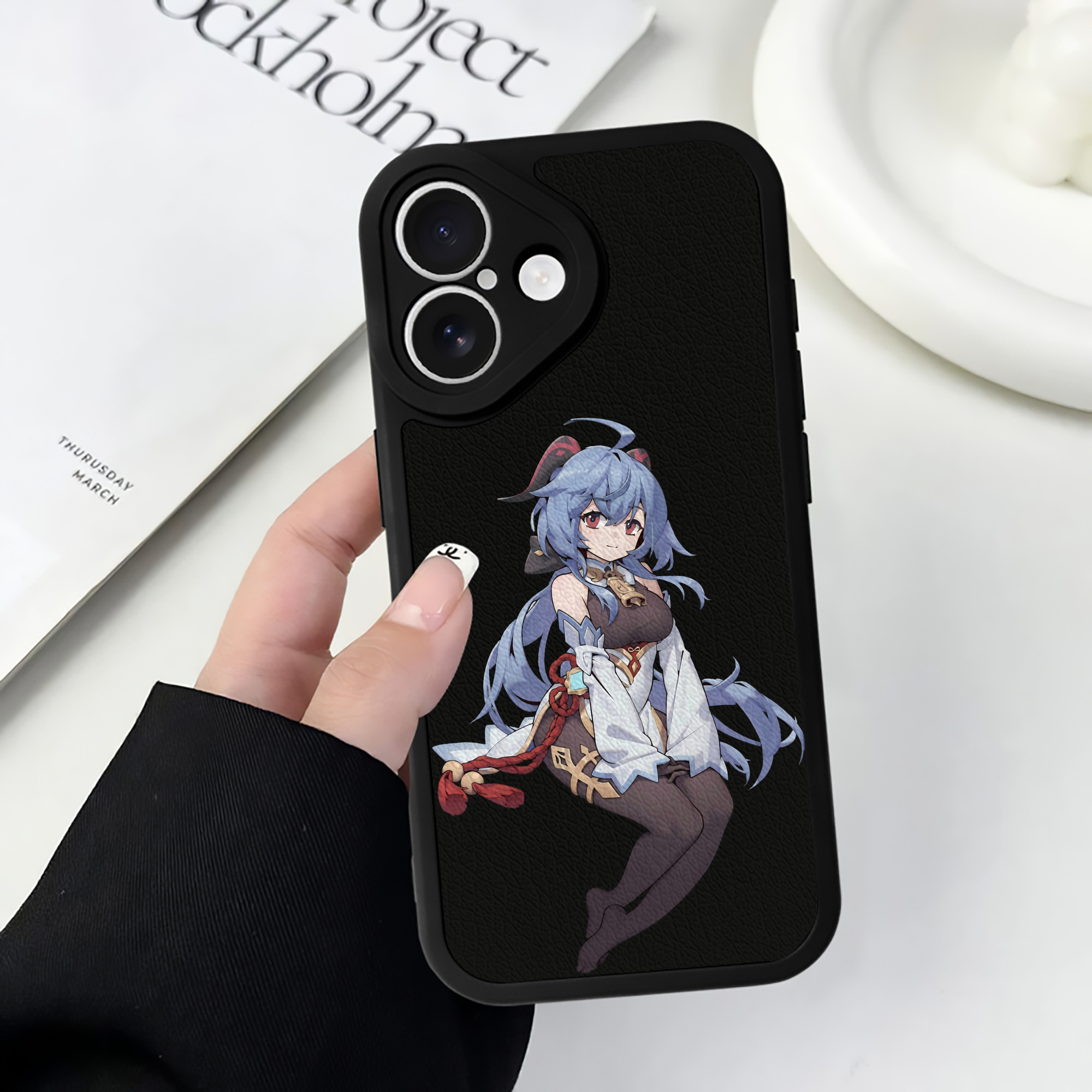 げんし神 甘雨 かんう genshin Ganyu 【iPhone 16シリーズ対応】シリコンスマホケース（レザー調） 材質：シリコン